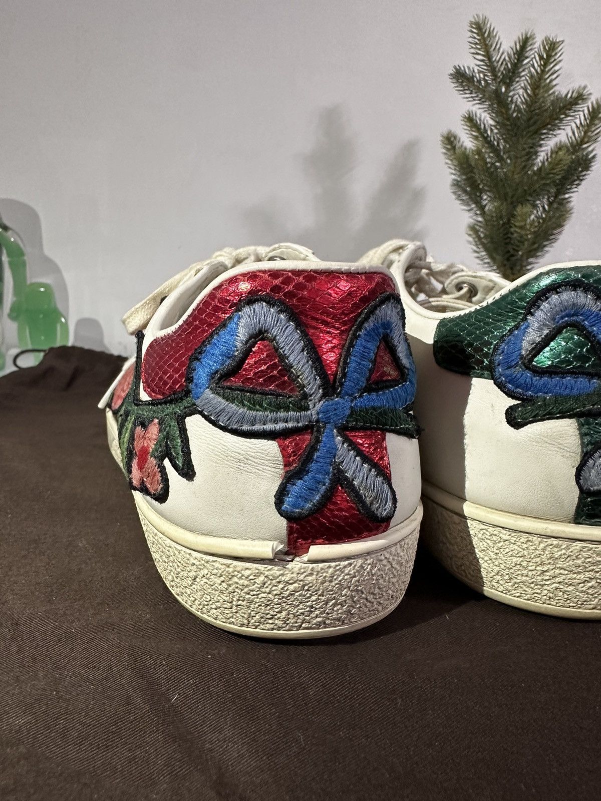 Gucci Flower Sneakers Size US 9 / IT 39 - 9 Thumbnail