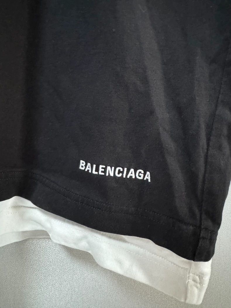 Balenciaga Balenciaga Fake Two-Piece Solid Patchwork Crew Neck Short Size US S / EU 44-46 / 1 - 2 Thumbnail