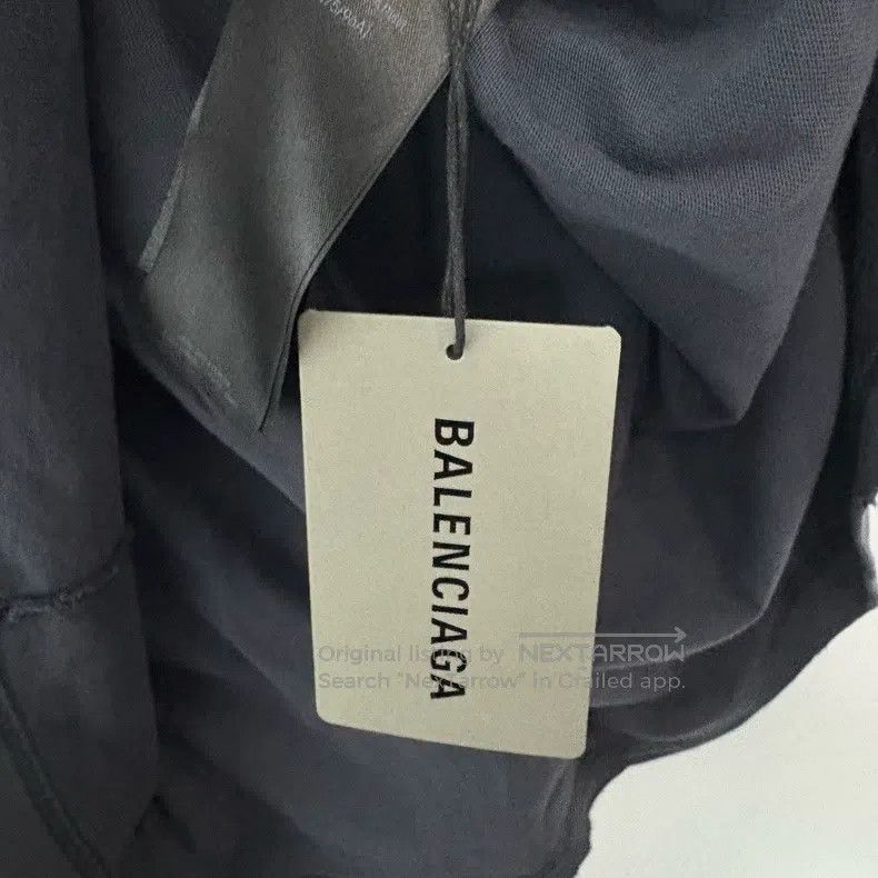 Balenciaga Balenciaga Embroidered Destroyed Logo Distressed Long Slee Size US M / EU 48-50 / 2 - 5 Thumbnail