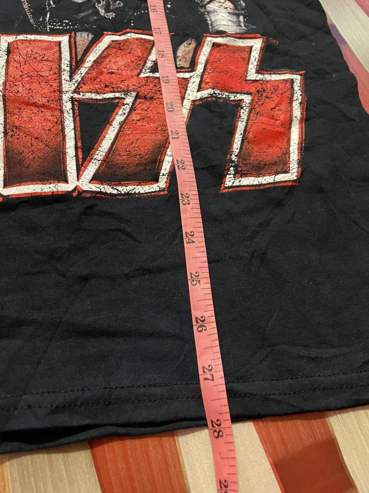 Band Tees Kiss Band Tshirt Japan KISS INVADES JAPAN Tour 2013 Size US S / EU 44-46 / 1 - 8 Thumbnail