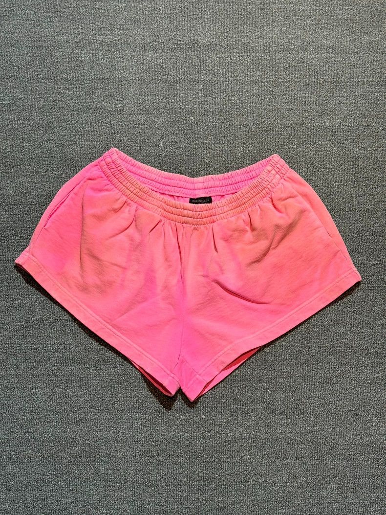 Balenciaga Balenciaga size M Wash pink to make old wide shorts. Size US 27 - 1 Thumbnail