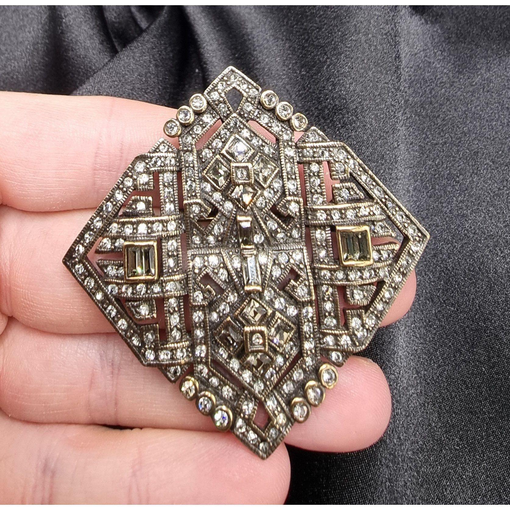 Vintage Heidi Daus Signed Geometric Crystal Brooch Pin Rhinestone De Size ONE SIZE - 5 Thumbnail