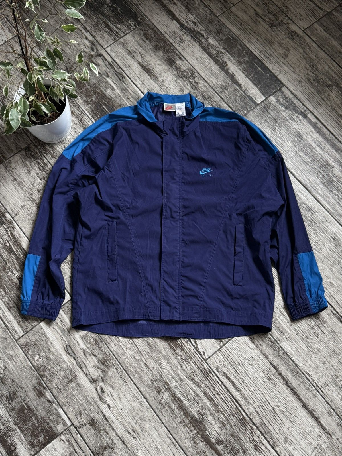 Nike Vintage Nike Fit Light Jacket Size US M / EU 48-50 / 2 - 1 Thumbnail