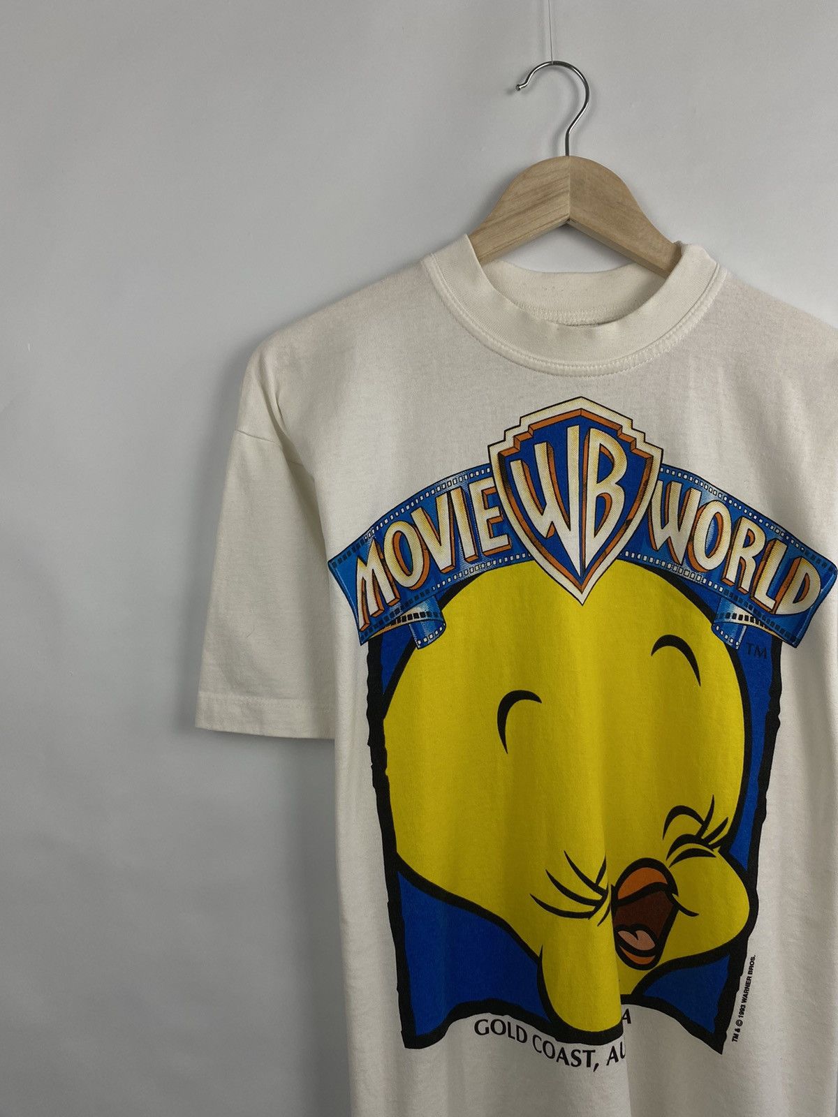Warner Bros 🇦🇺 Vintage 1993 Tweety and Sylvester Movie World t-shirt rare Size US M / EU 48-50 / 2 - 3 Thumbnail