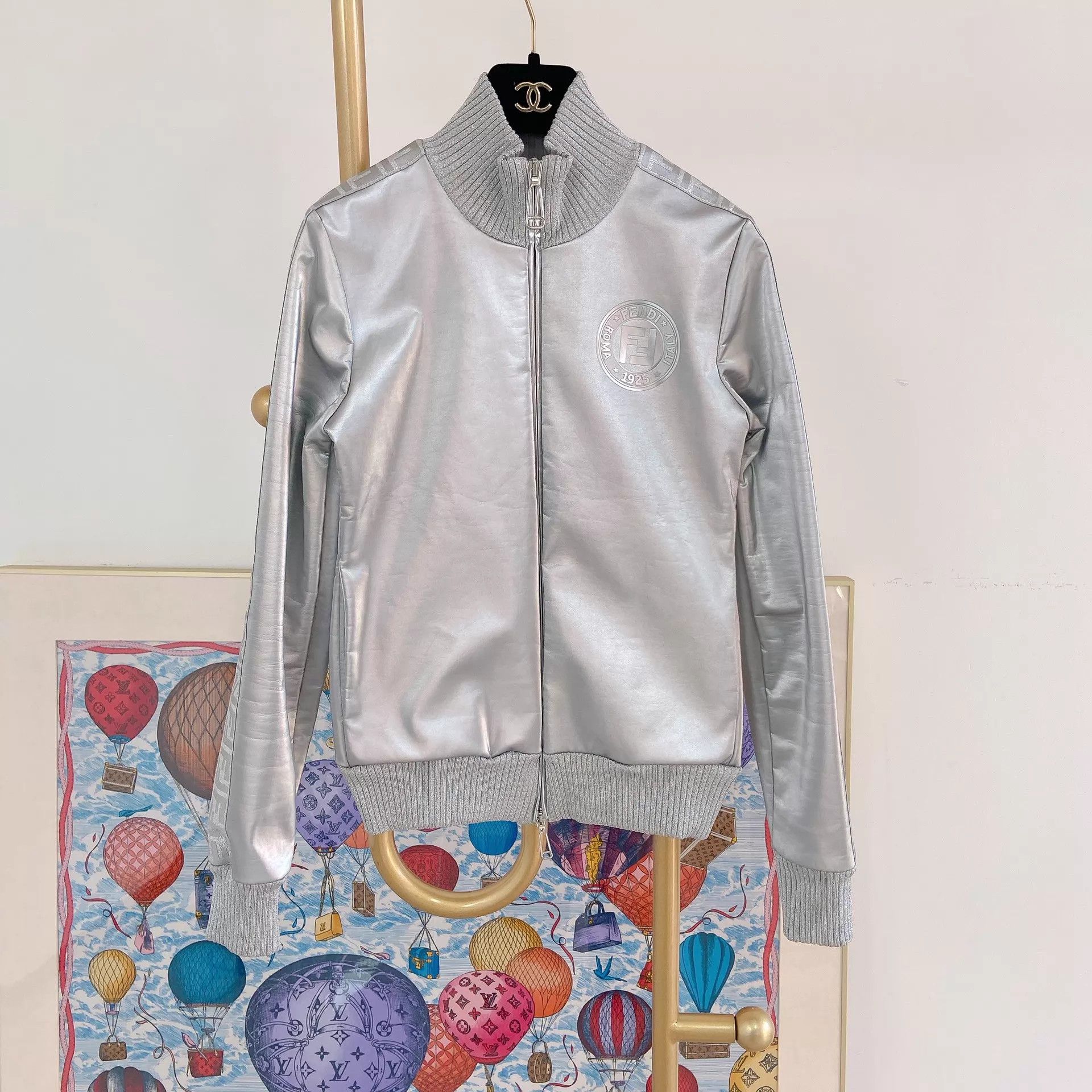 Fendi Fendi Silver Jacket 36 Size XS / US 0-2 / IT 36-38 - 1 Thumbnail