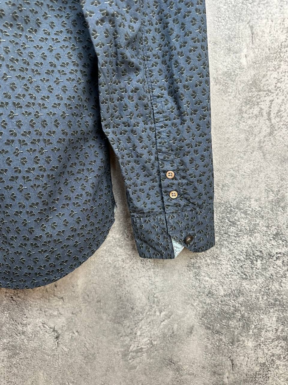 Paul Smith Paul Smith Jeans Button Up Shirt Flowered Navy LS Size US L / EU 52-54 / 3 - 9 Thumbnail