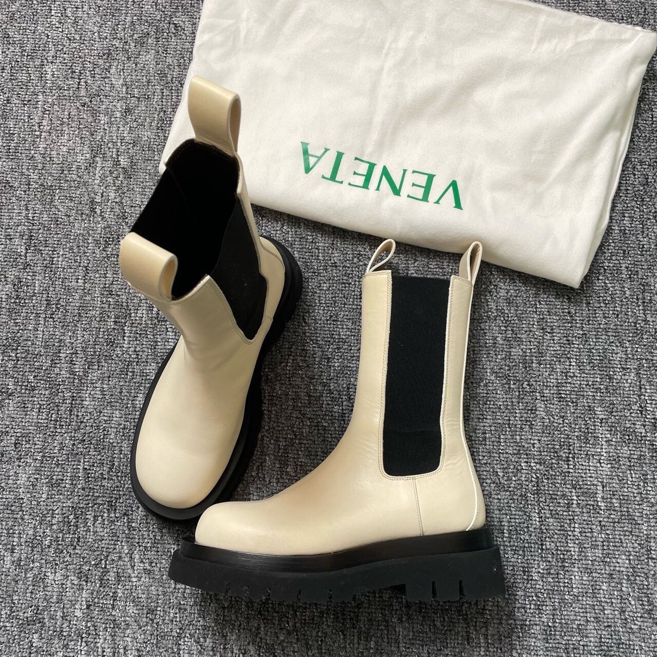 Bottega Veneta Bottega Veneta White Thick-Soled Boots Size US 5.5 / IT 35.5 - 1 Thumbnail