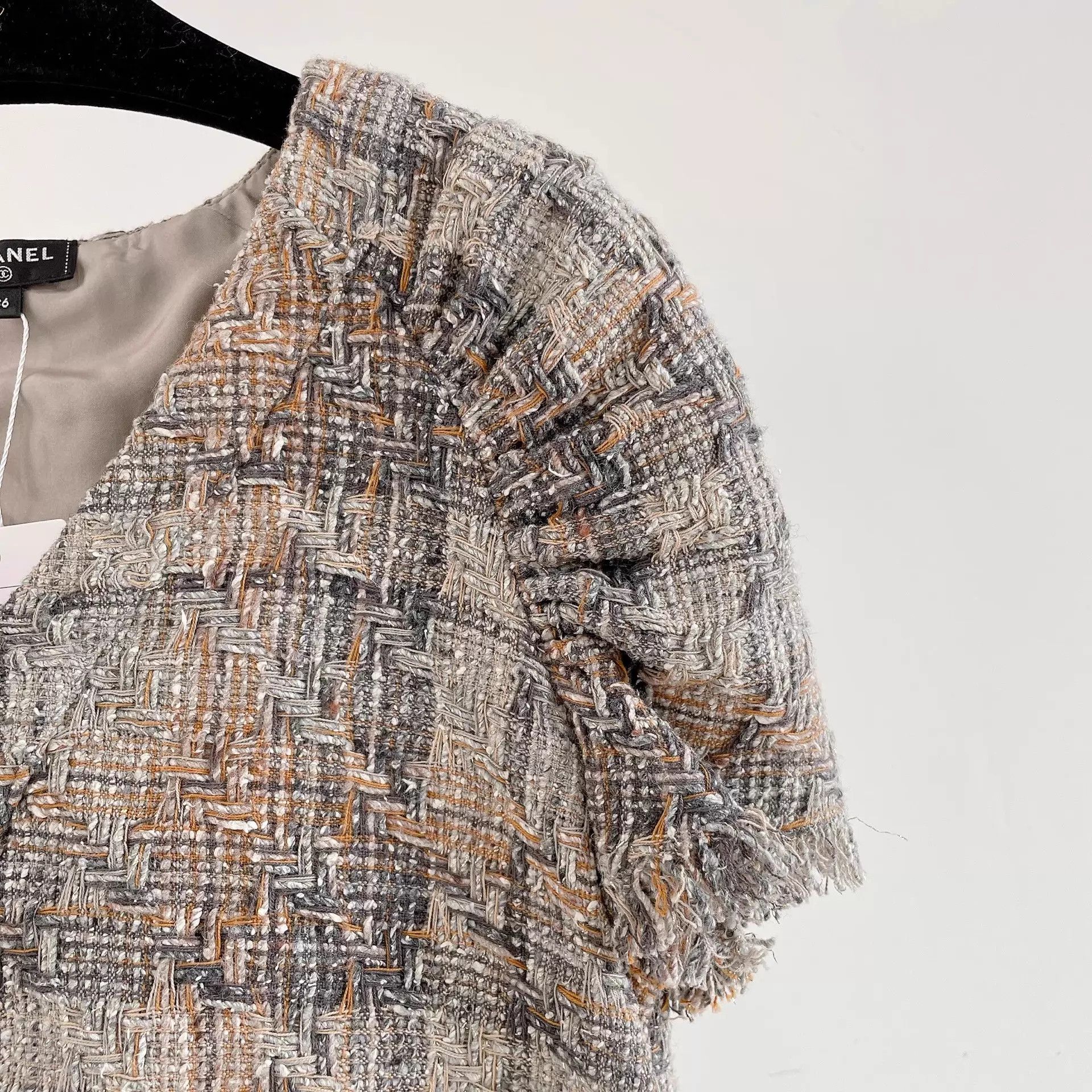 Chanel CHANEL Greek Woven Tweed V-neck top 36 Size XS / US 0-2 / IT 36-38 - 4 Thumbnail