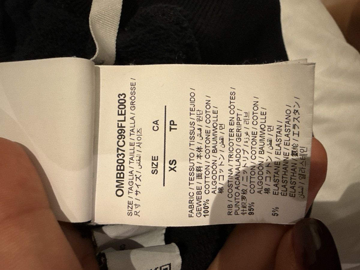 Off-White Off-white hoodie with logo on back Size US XS / EU 42 / 0 - 4 Thumbnail