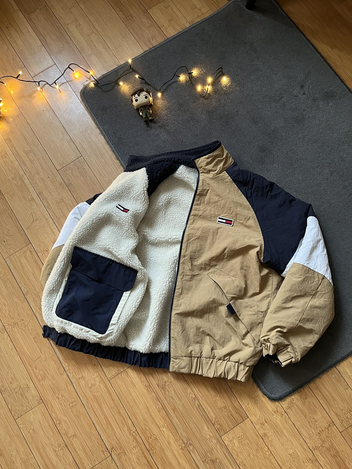 Japanese Brand × Tommy Hilfiger Tommy Hilfiger Reversible Jacket / Sherpa Rare Luxury Size US S / EU 44-46 / 1 - 1 Thumbnail