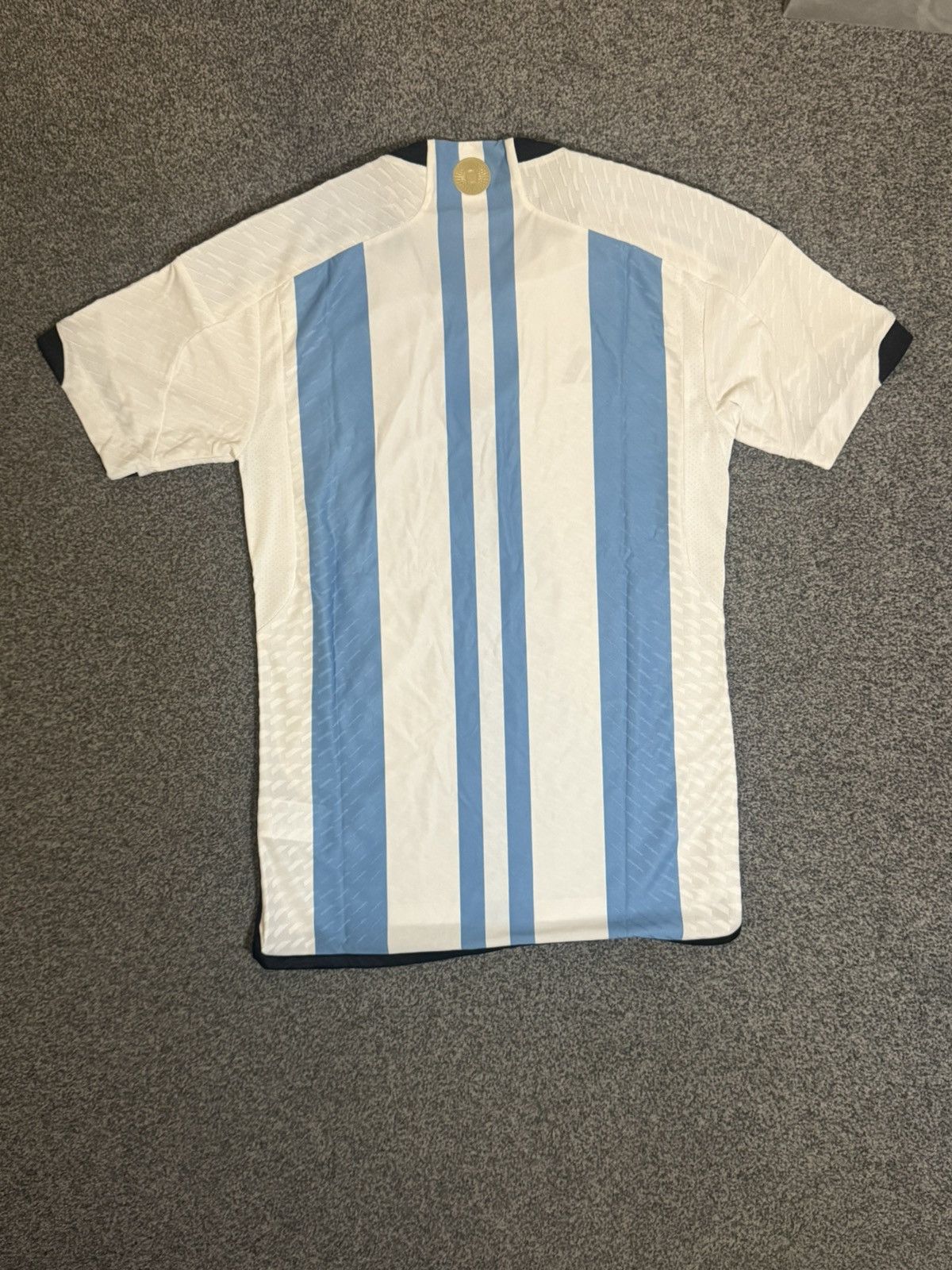 Adidas 2022 Argentina 3 star authentic home shirt Small Size US S / EU 44-46 / 1 - 2 Thumbnail