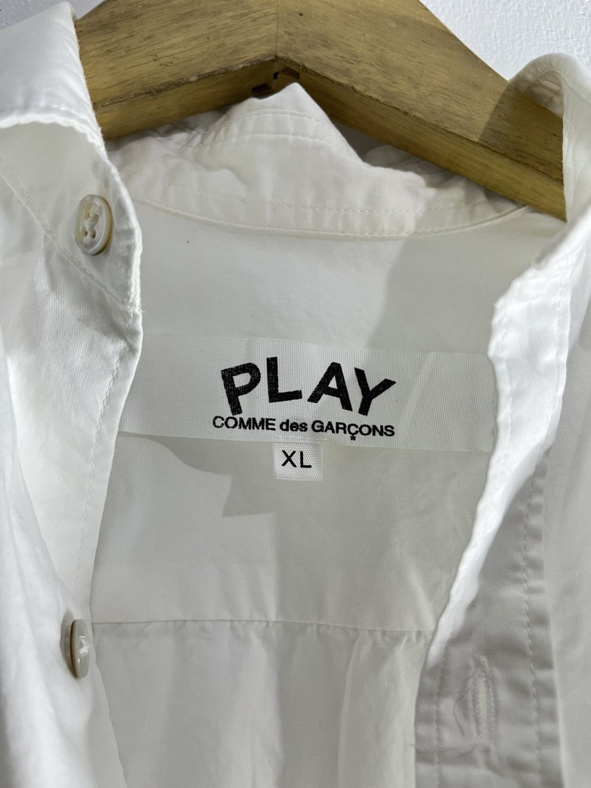 Comme des Garcons Comme des garcons AD2019 play shirt Size US XL / EU 56 / 4 - 7 Thumbnail