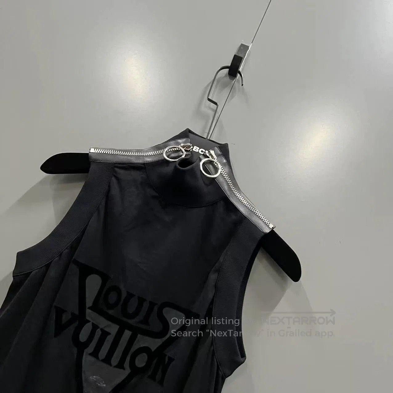 Louis Vuitton Louis Vuitton Black Flocked Logo Vest. Size S / US 4 / IT 40 - 2 Thumbnail