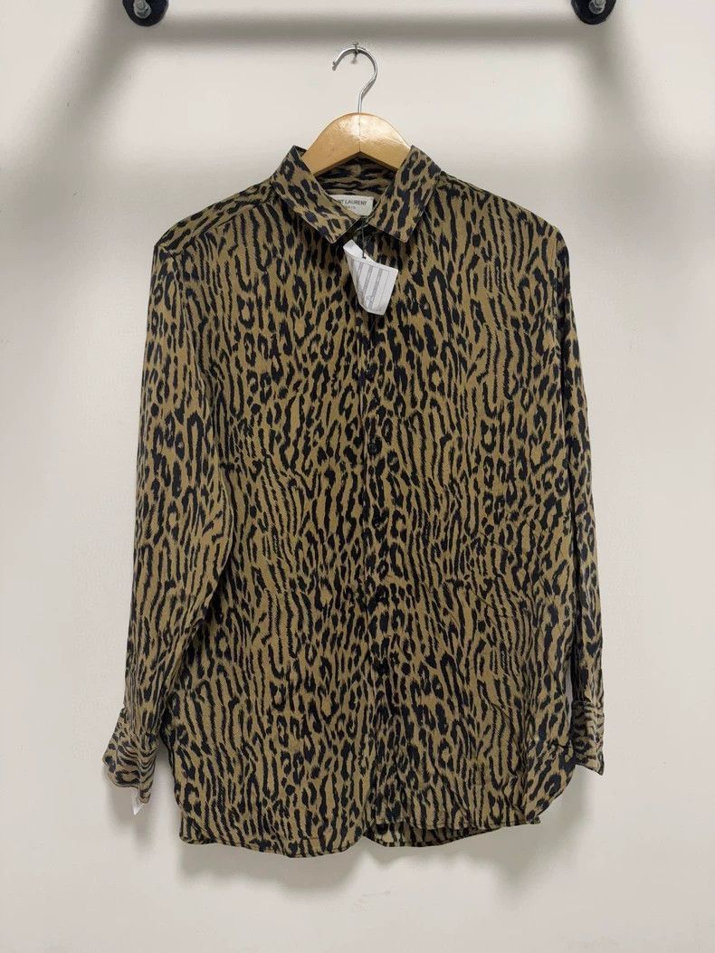 Saint Laurent Paris Saint Laurent Leopard Print Shirt- Size US M / EU 48-50 / 2 - 1 Thumbnail