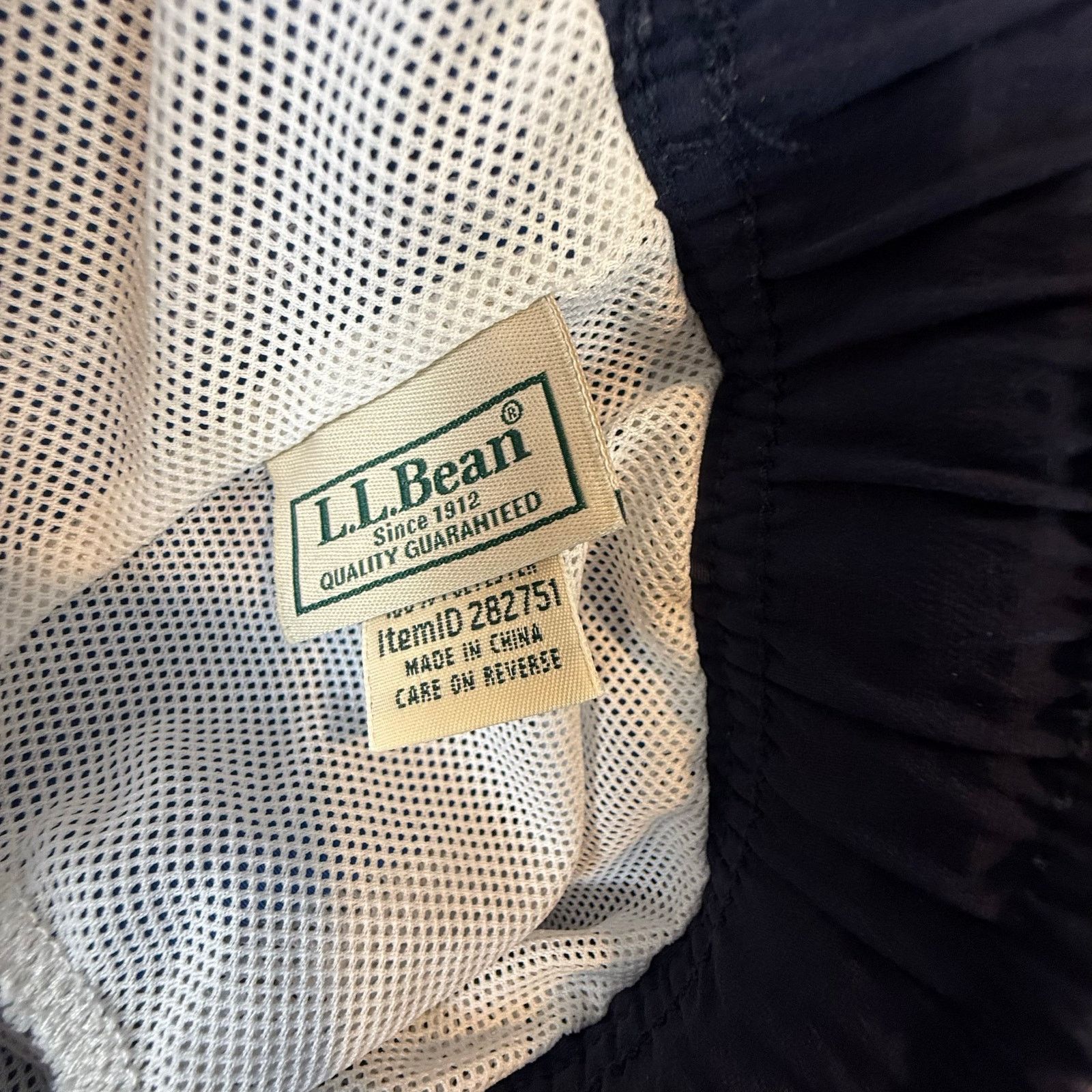 L.L. Bean LL Bean Blue Black Cargo Swim Trunks Shorts Men Swimsuit XL Size US 38 / EU 54 - 5 Thumbnail
