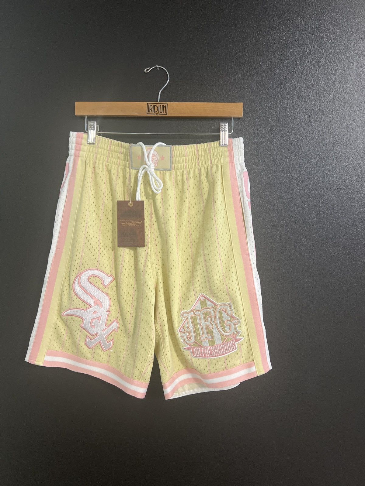 image of Mlb M&n X Jfg White Sox’S Shorts in Neon Pink Yellow, Men's (Size 30)