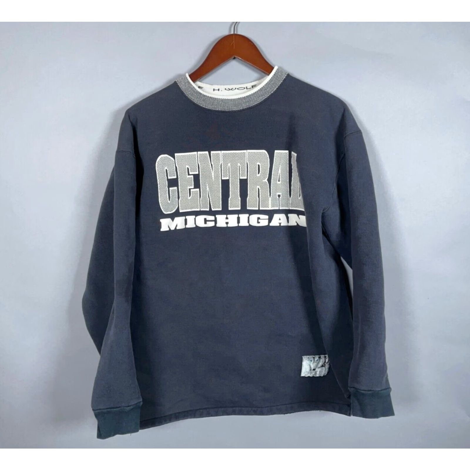 Vintage VTG Central Michigan University Sweatshirt Adult XL Faded Black H. Wolf & Sons Size US XL / EU 56 / 4 - 2 Thumbnail