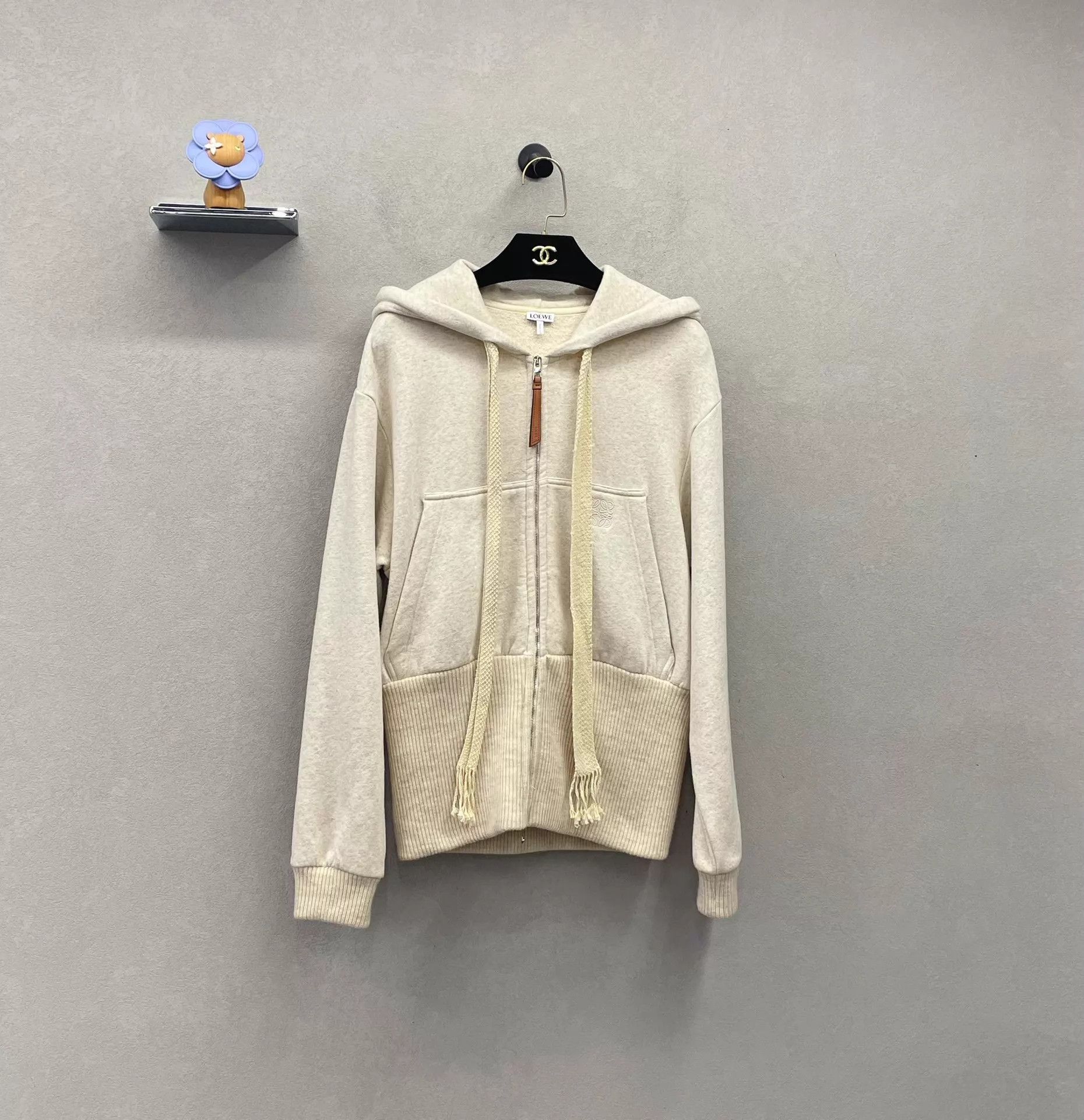 Loewe LOEWE calfskin zip hooded slim beige jacket S Size S / US 4 / IT 40 - 2 Thumbnail