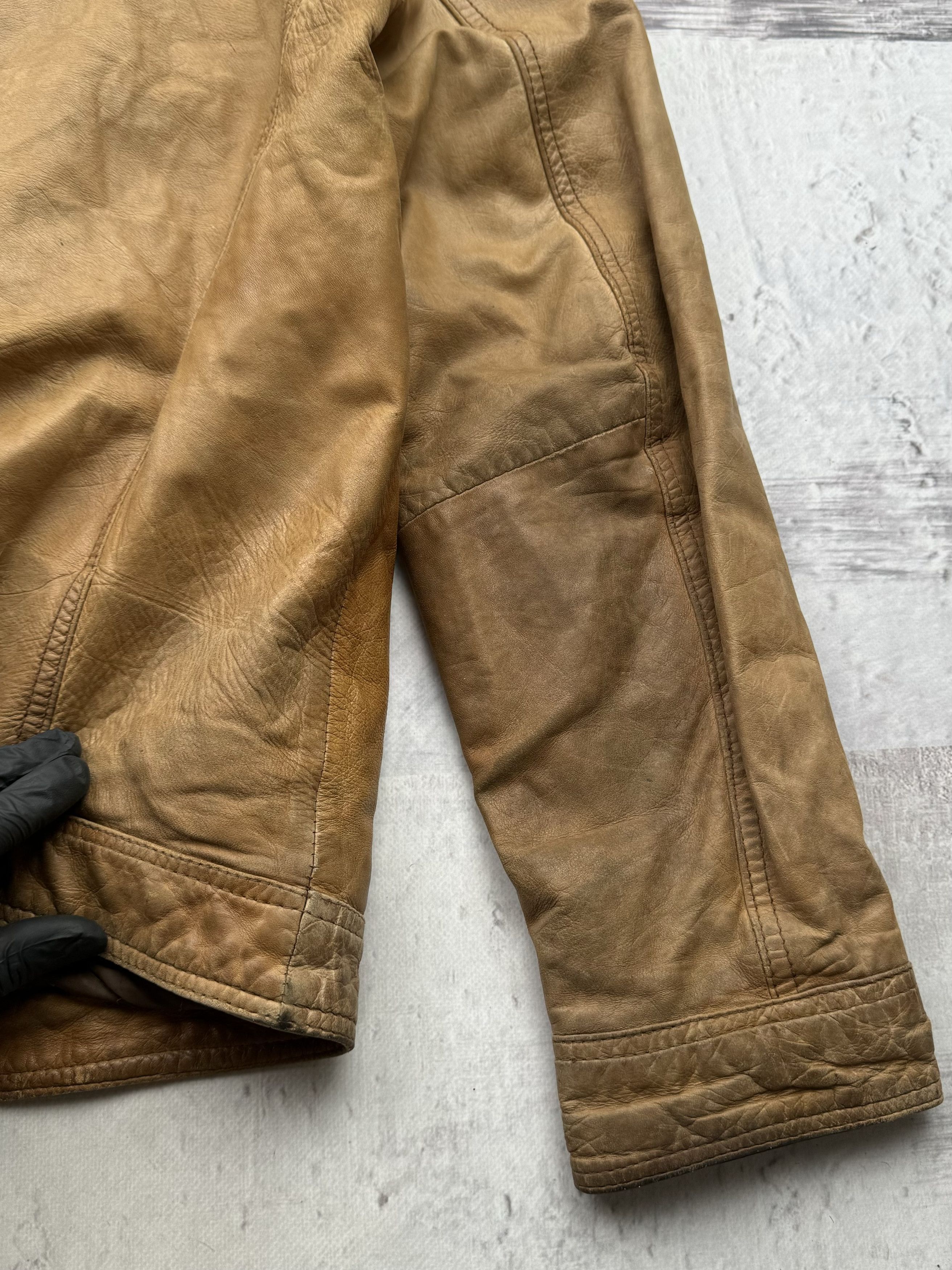 Vintage Vintage Faded Leather Jacket A517(285)D15 Size US XL / EU 56 / 4 - 16 Thumbnail