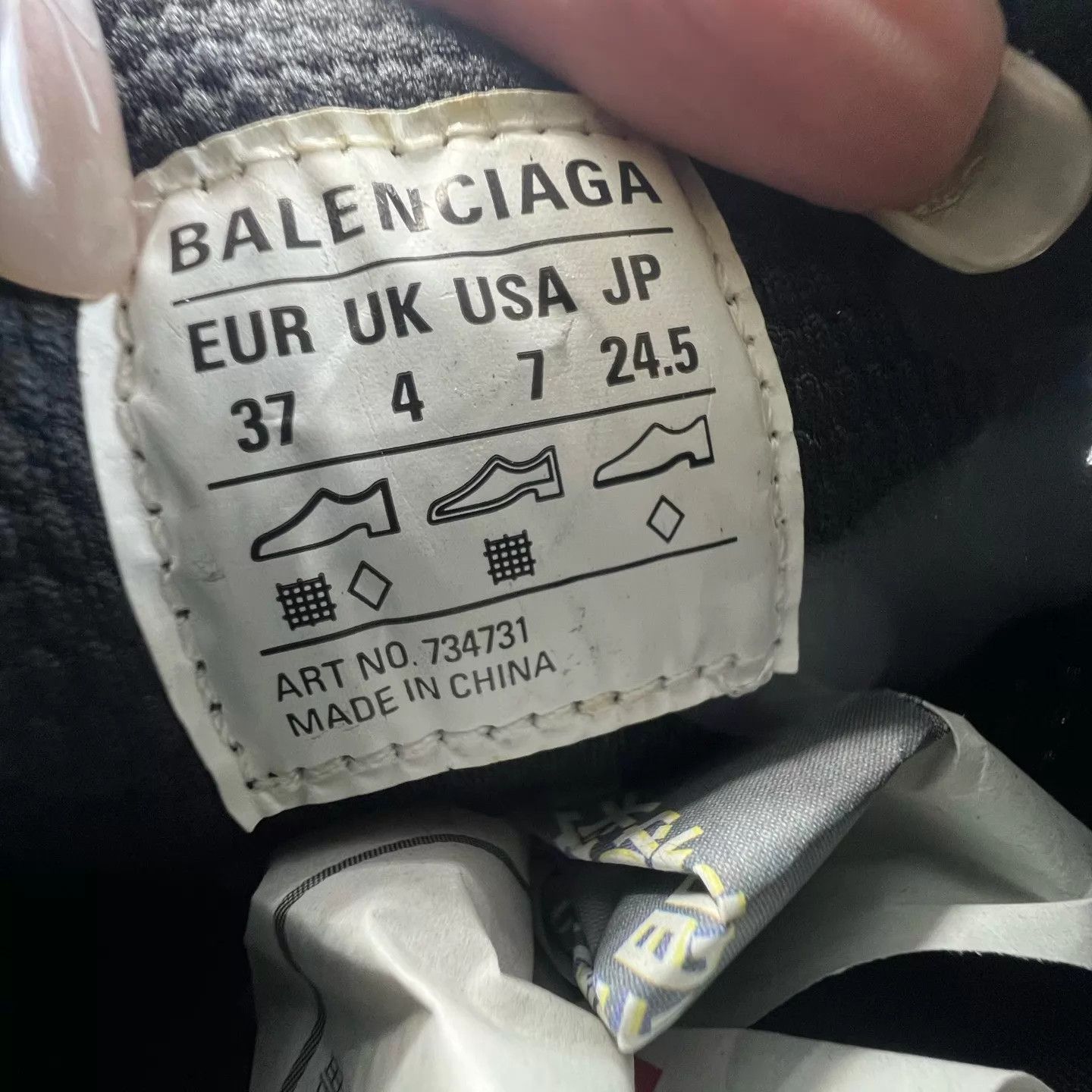 Balenciaga Balenciaga 3xl distressed gray 37 worn Size US 6.5 / IT 36.5 - 8 Thumbnail