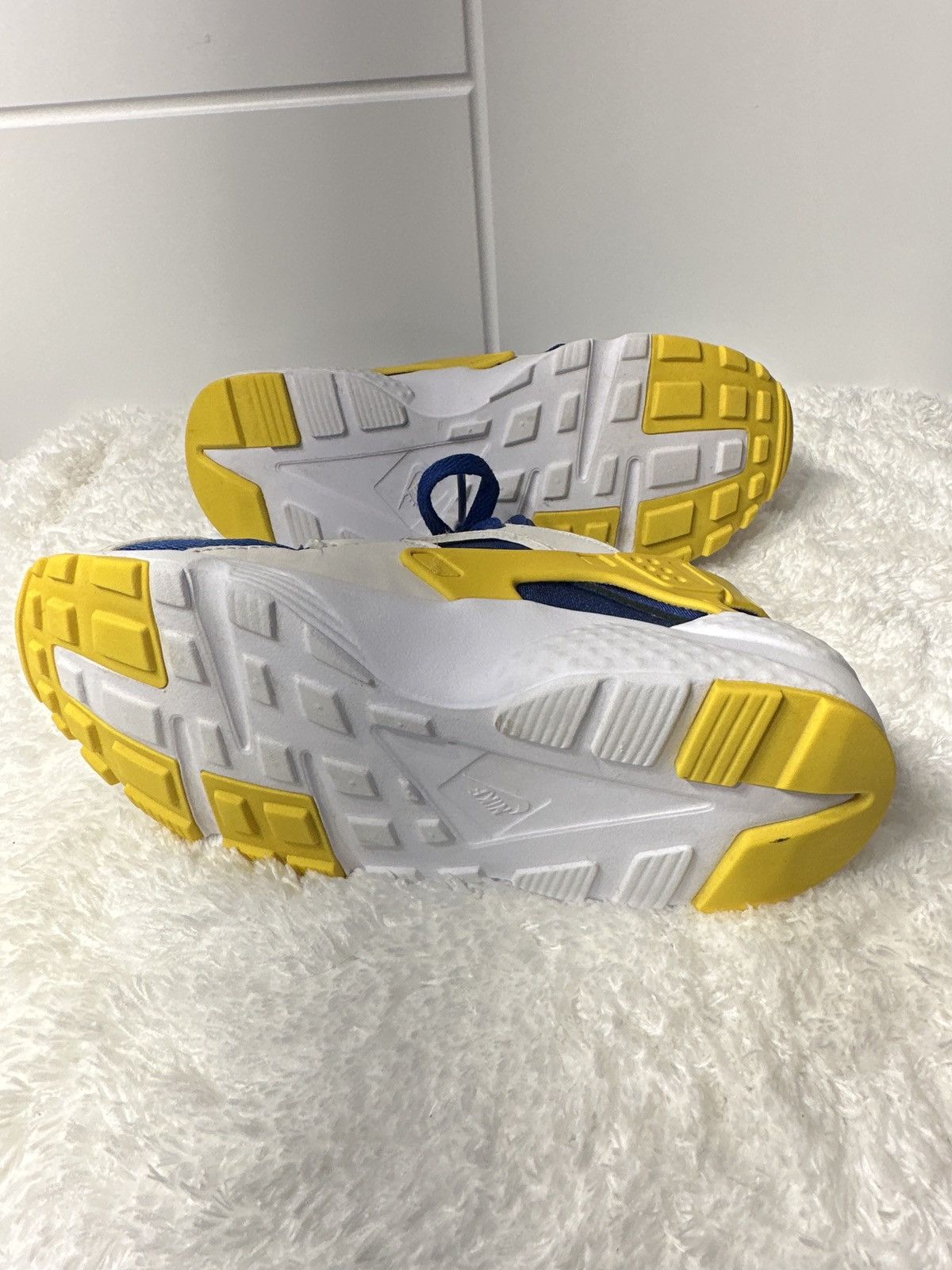 Nike Nike Huarache Run Blue (GS) Shoes Size US 6.5 / IT 36.5 - 7 Thumbnail