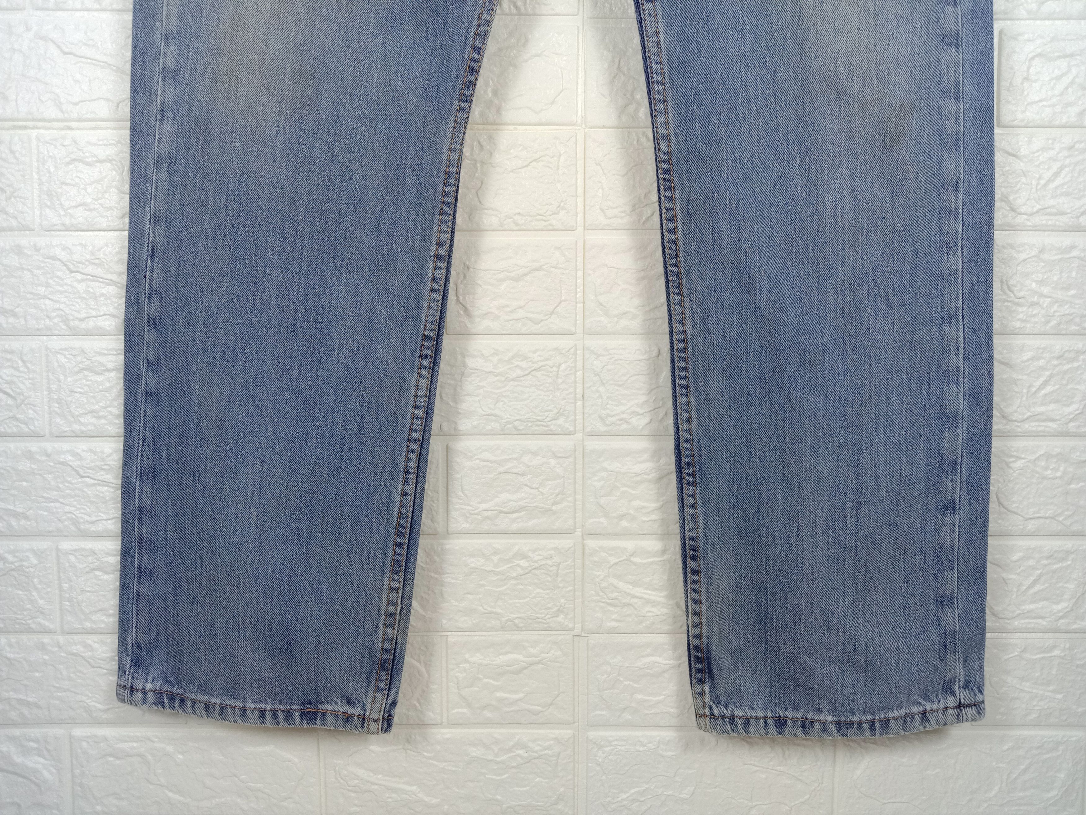 Levi's Vintage Levi's 505 Jeans Blue Wash Distressed Denim Size US 38 / EU 54 - 4 Thumbnail