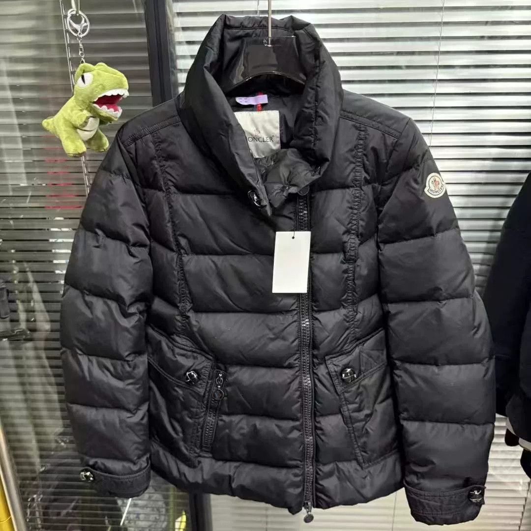 Moncler Moncler Logo Down Jacket Size 2 Size M / US 6-8 / IT 42-44 - 1 Thumbnail
