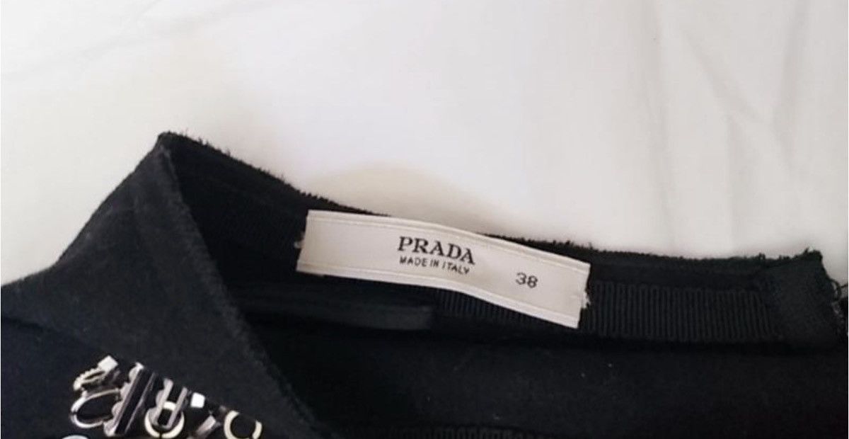 Prada PRADA FW2006 Embellished Wool Skirt Charms Vintage crystals Size 28" / US 6 / IT 42 - 8 Thumbnail