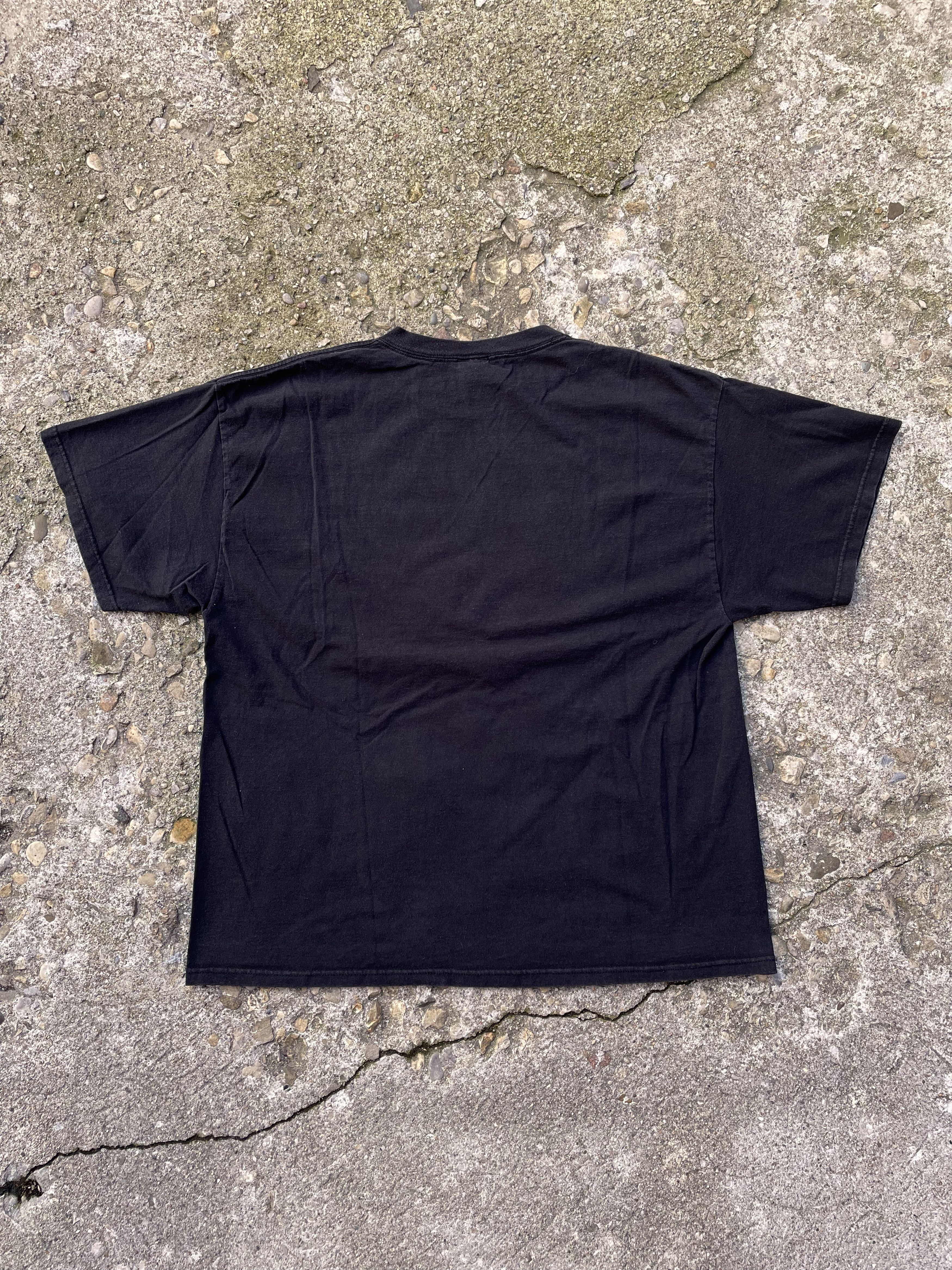 Fashion Victim × Vintage VTG 2003 Anime Junkie Fashion Victim Graphic T-Shirt Size US XL / EU 56 / 4 - 3 Thumbnail