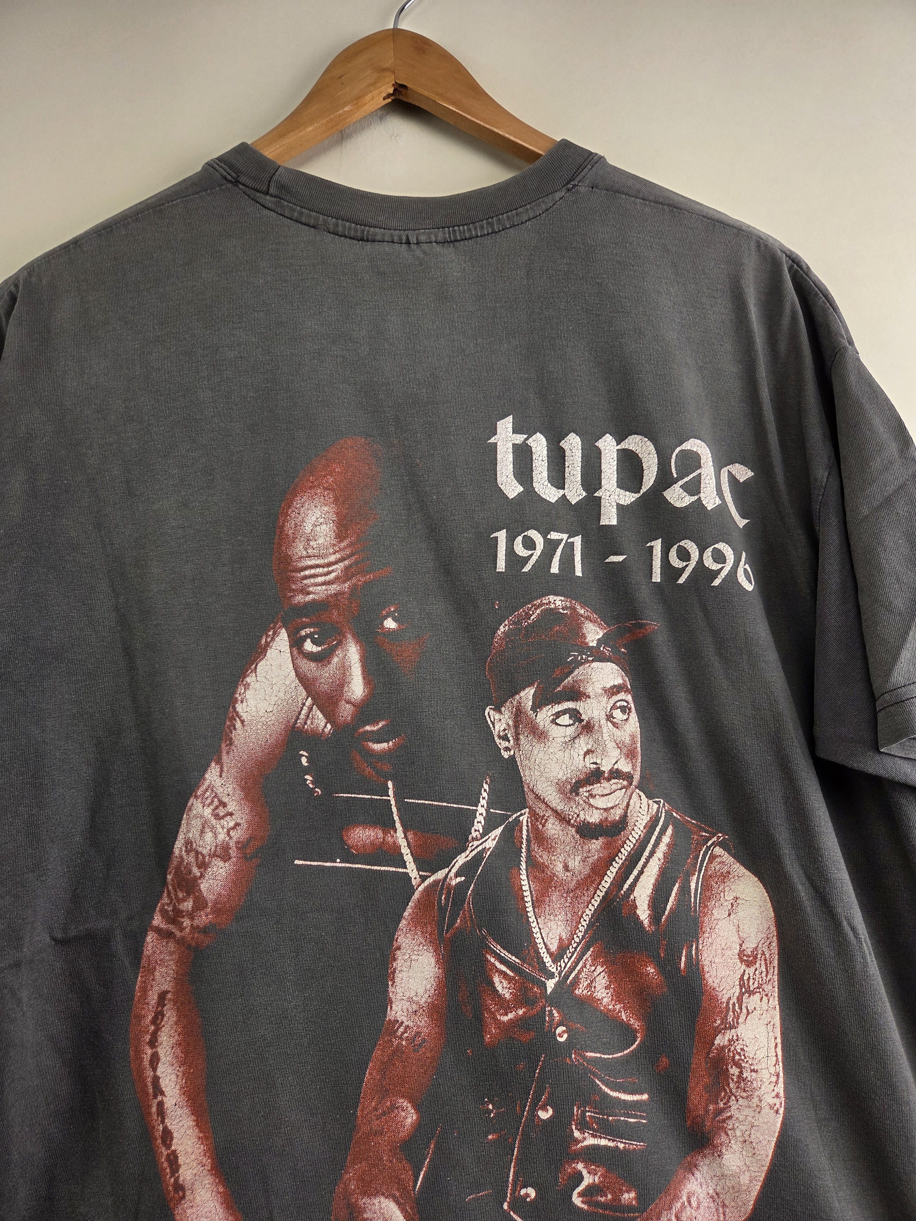 Band Tees × Rap Tees × Vintage 90s Tupac Only god can judge me XL 22.5" 29" Size US XL / EU 56 / 4 - 7 Thumbnail