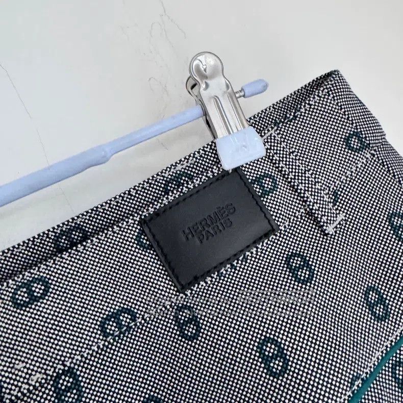 Hermes Hermes Pig nose pattern skirt Size 25" / US 0 / IT 36 - 4 Thumbnail
