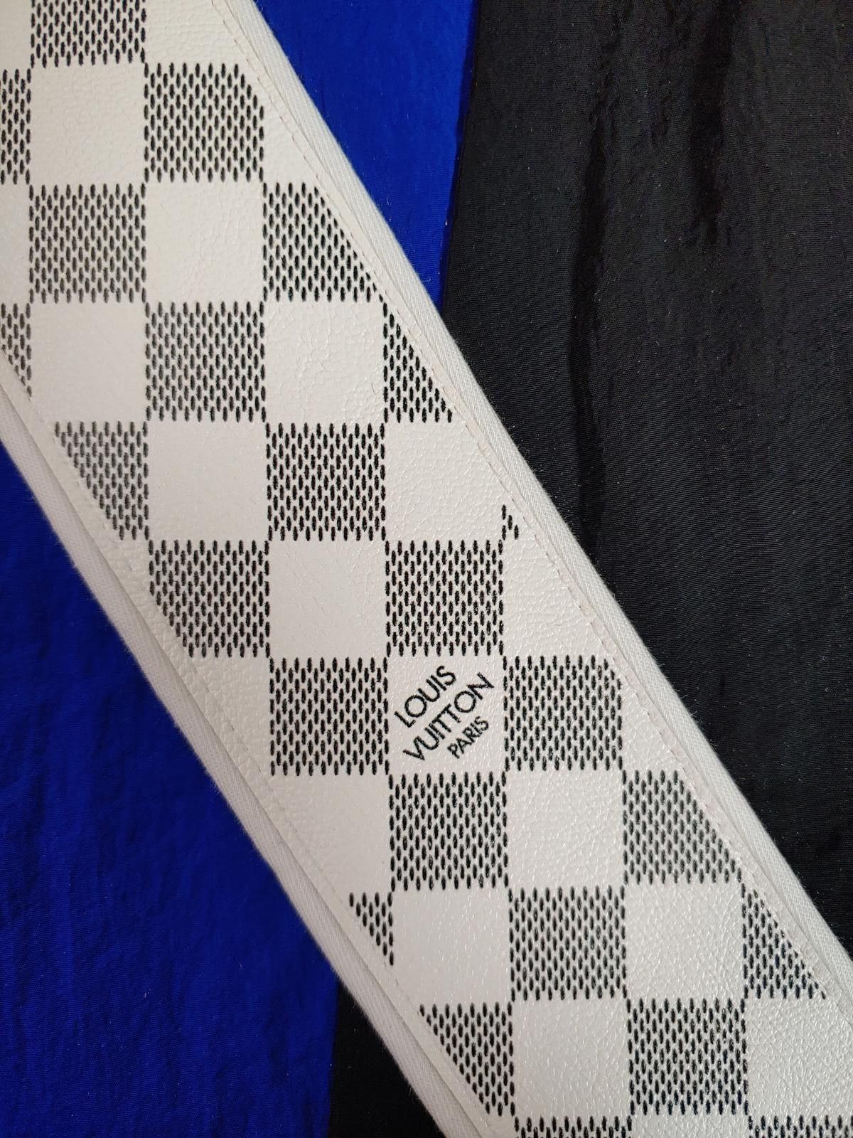 Louis Vuitton Louis Vuitton Nylon Trackpants in Blue Size US 40 / EU 56 - 4 Thumbnail