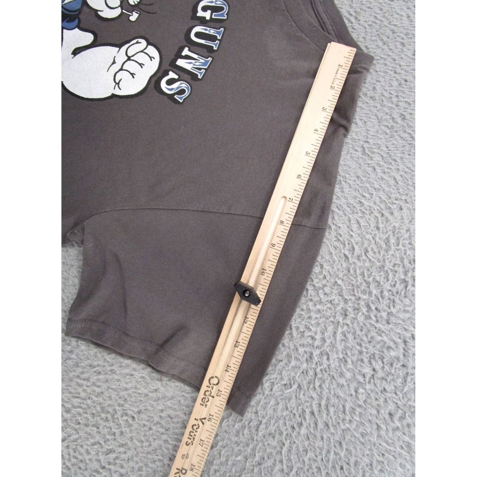 Gildan VTG Y2K 2009 Popeye These Guns Are Loaded Men's Graphic T-Shirt XL Gray Cartoon Shirt Mens XL Gray Popeye Guns Are Loaded VTG Y2K 2009 Size US XL / EU 56 / 4 - 5 Thumbnail