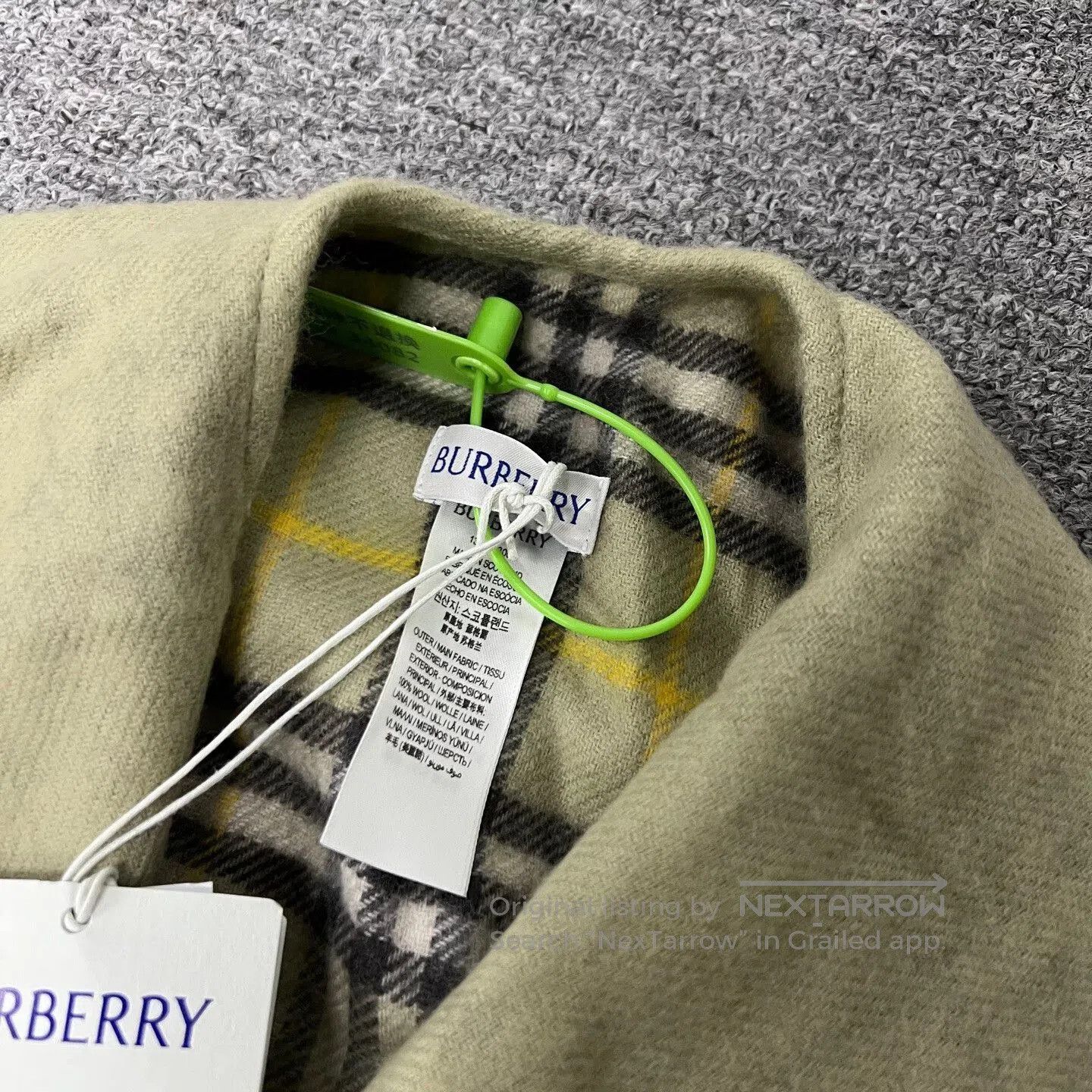 Burberry Burberry New Reversible Wool Cape. Size ONE SIZE - 6 Thumbnail