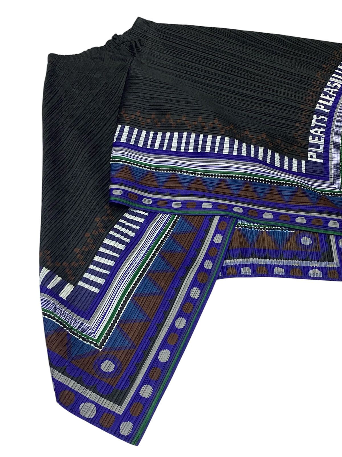 Issey Miyake Pleats Please Issey Miyake Pleated Midi Skirt Size 30" / US 8 / IT 44 - 15 Thumbnail