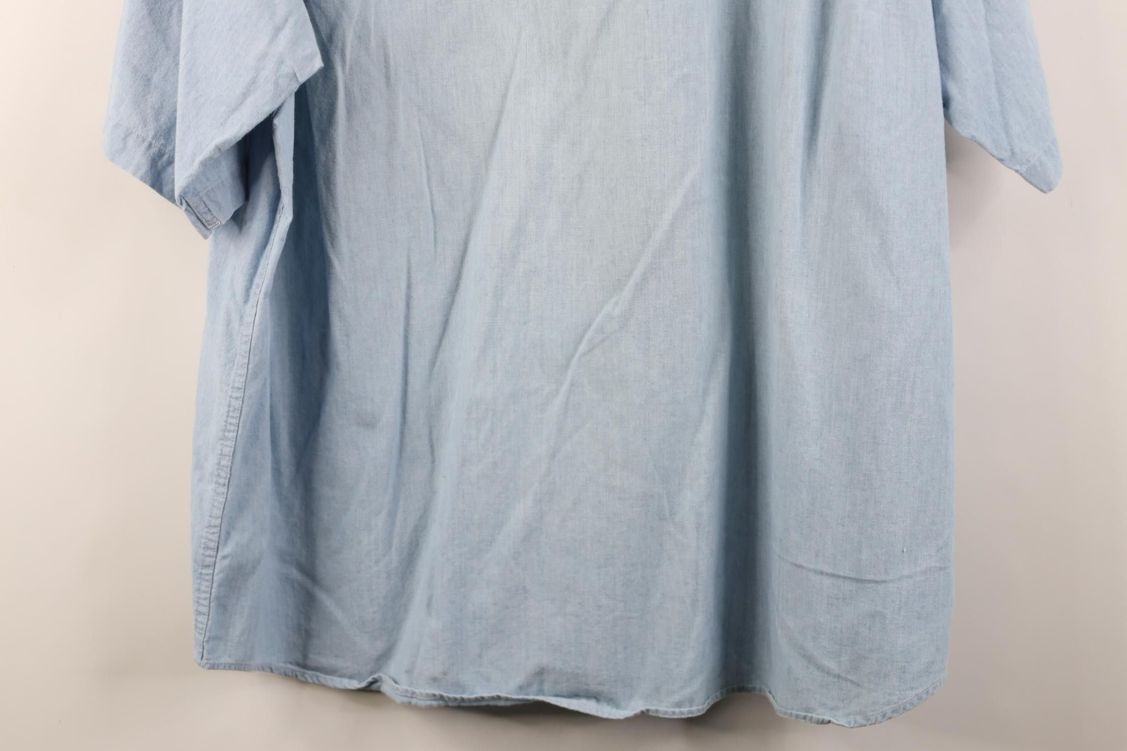 Vintage Vintage 90s Streetwear Short Sleeve Button Down Shirt Blue Size US XL / EU 56 / 4 - 16 Thumbnail