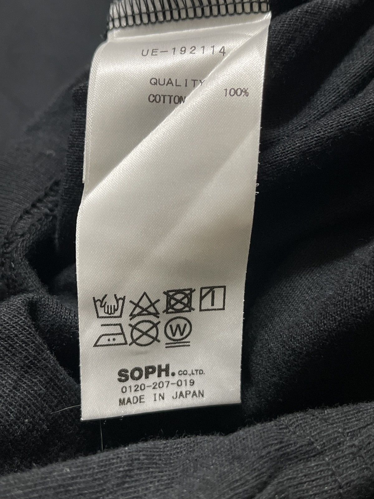 uniform experiment Uniform Experiment x Araki Polaroid Flower T Shirt Size US L / EU 52-54 / 3 - 6 Thumbnail