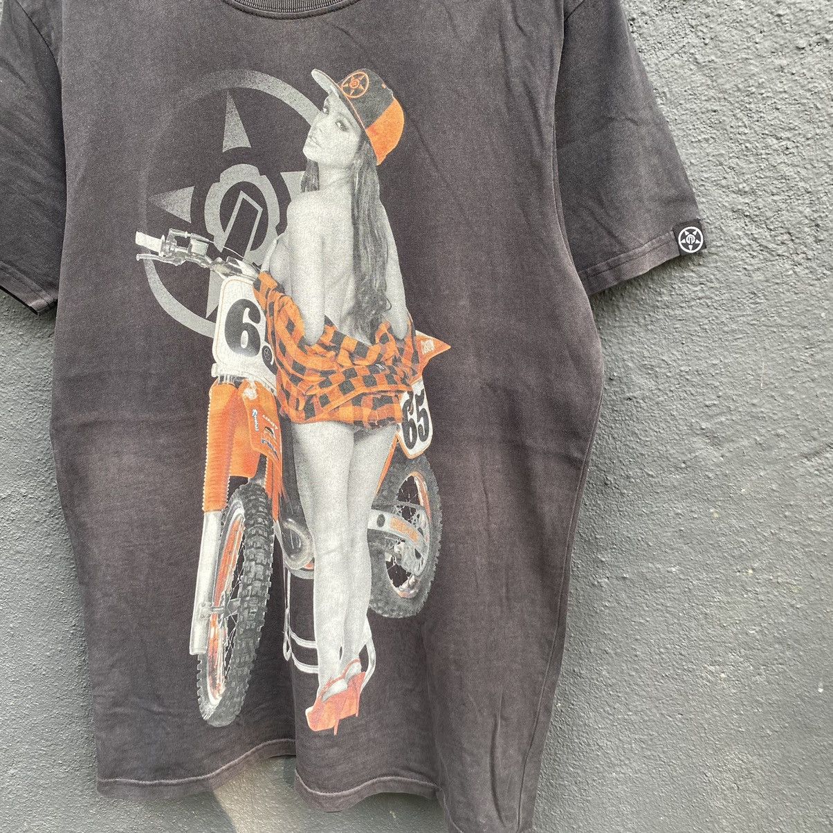 G-Unit Thrashed Faded Unit HOOKUPS PORNSTAR ERD GRUNGE TEE Size US M / EU 48-50 / 2 - 2 Thumbnail