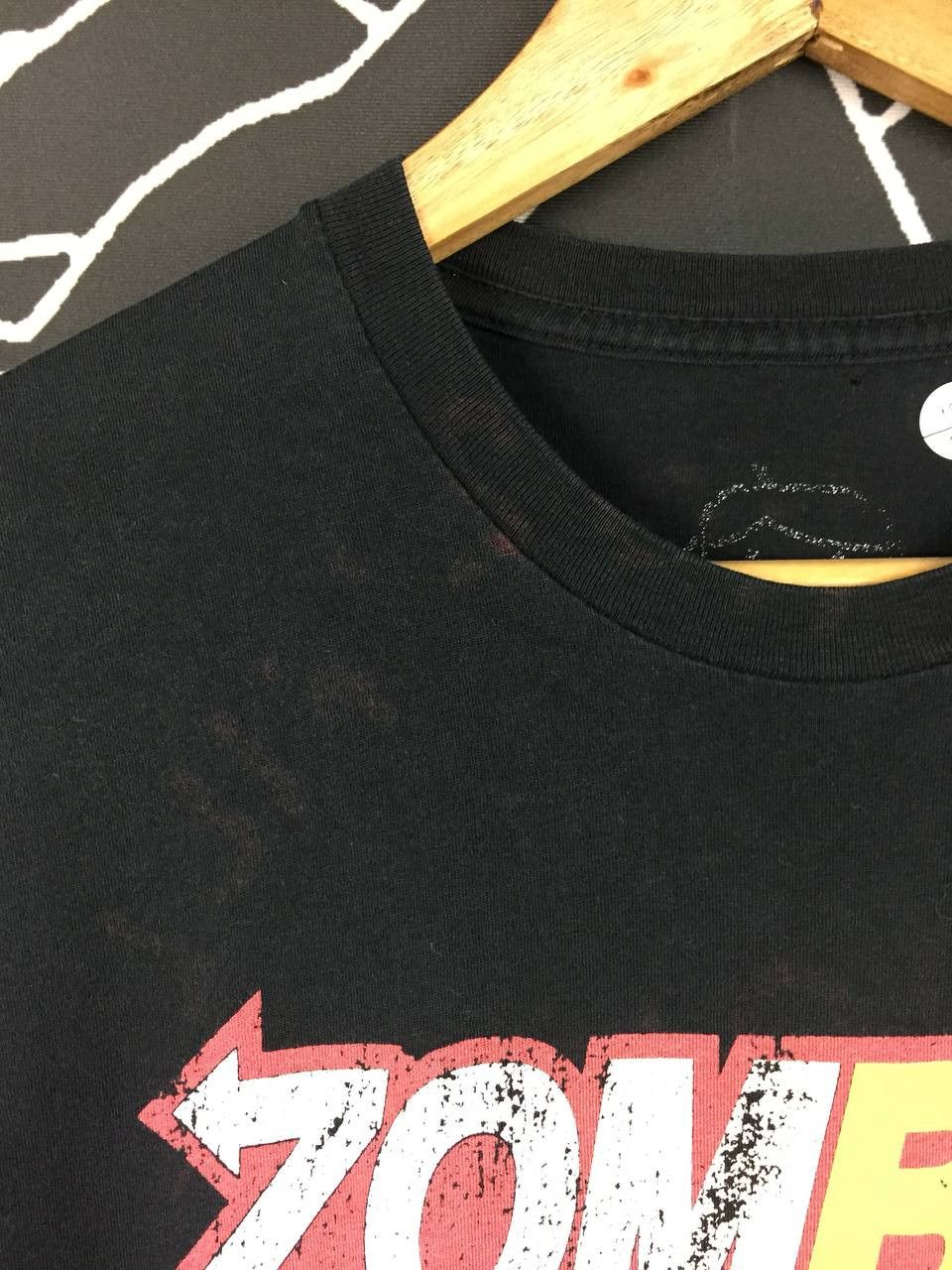 Vintage Goodie Two Sleeves Zombiez Eat Flesh Subway Parody Tee Size US M / EU 48-50 / 2 - 4 Thumbnail