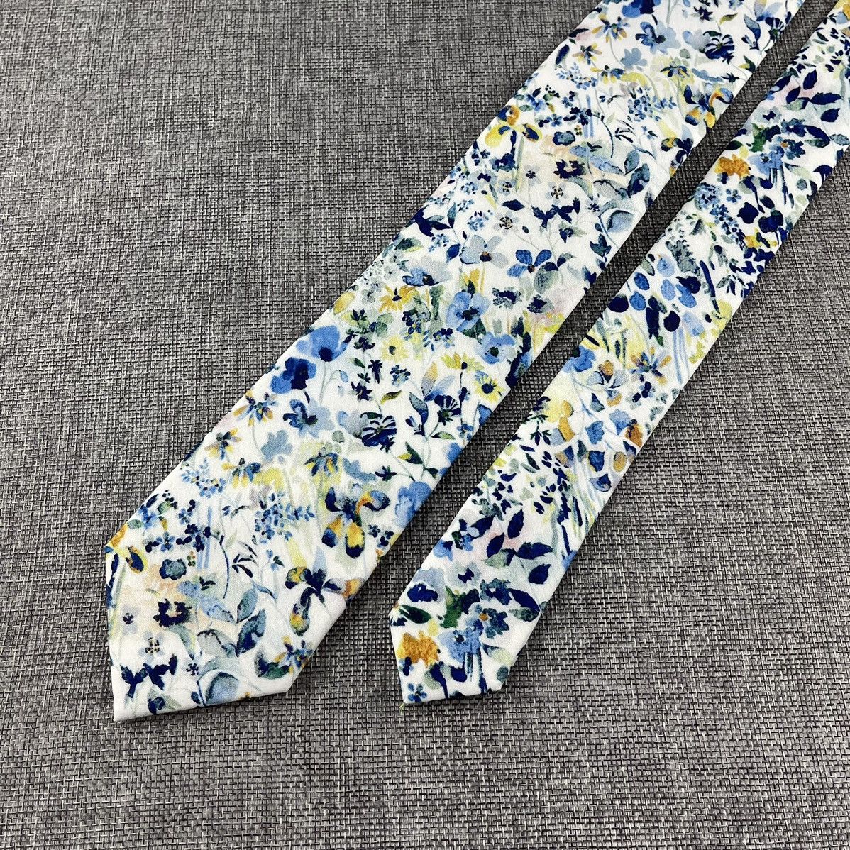Other White w/ Azure Blue Meadow Floral Necktie, Slim 2.75” Width Size ONE SIZE - 3 Thumbnail