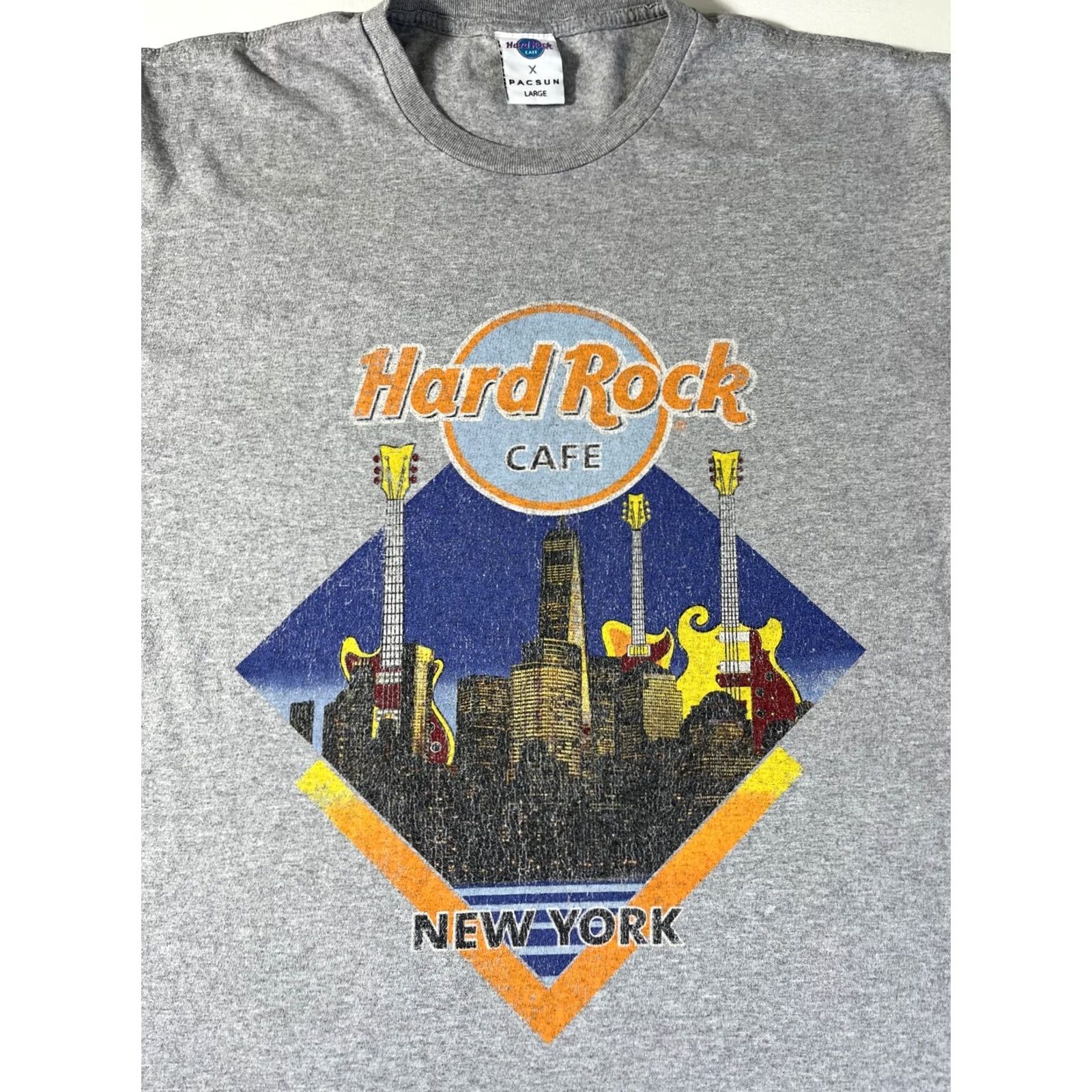 Pacsun VINTAGE PacSun Hard Rock Cafe New York T-Shirt Sz L Mens Gray Cotton Blend Short Sleeve Crew Neck Graphic Print 90s Rock Fashion Men's T-Shirt Size US L / EU 52-54 / 3 - 3 Thumbnail