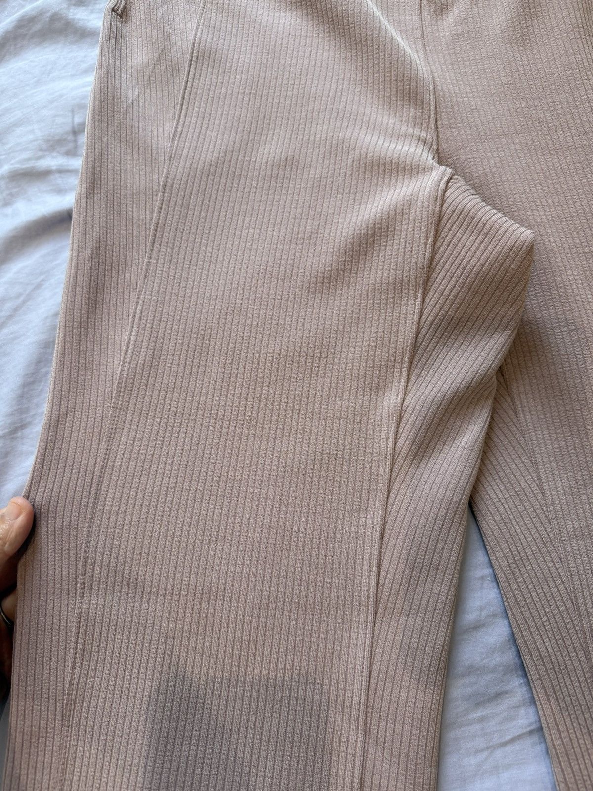 Lululemon Lululemon Ribbed softstreme flared Pants regular size 8 Size 30" / US 8 / IT 44 - 12 Thumbnail