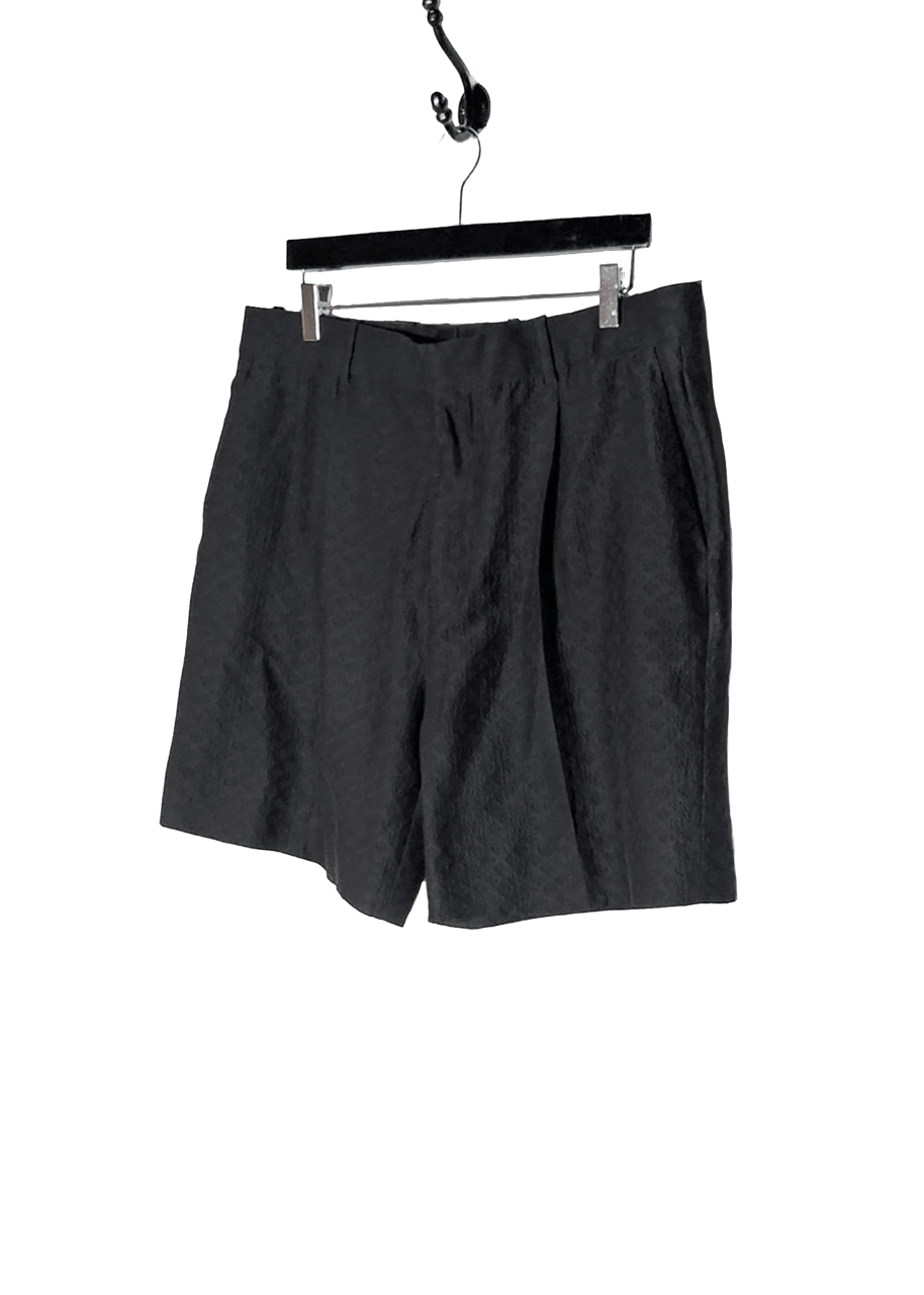 Louis Vuitton Louis Vuitton Black Silk Blend Tonal Mini Logo Shorts Size US 36 / EU 52 - 2 Thumbnail