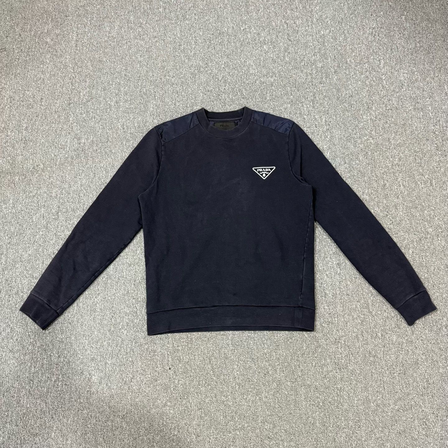 Prada Prada Triangle Logo Long-Sleeve Sweatshirt Size US M / EU 48-50 / 2 - 1 Thumbnail