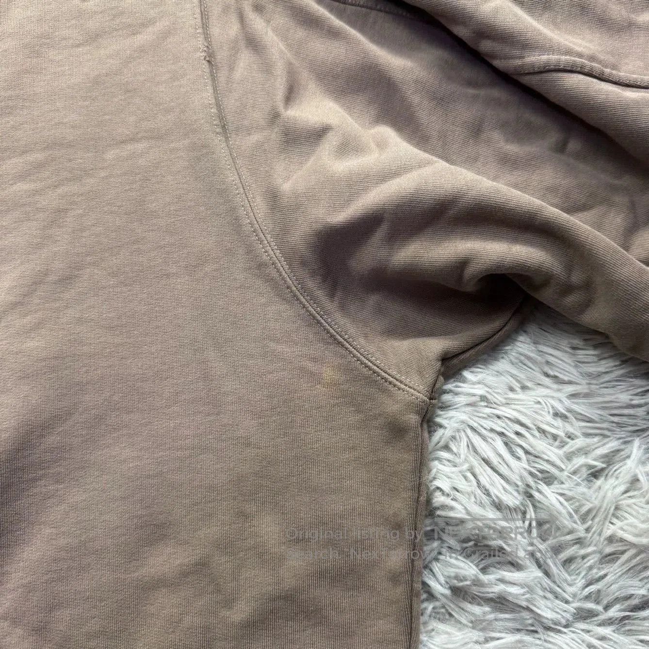 Balenciaga balenciaga oversized hoodie in brown. Size US M / EU 48-50 / 2 - 6 Thumbnail