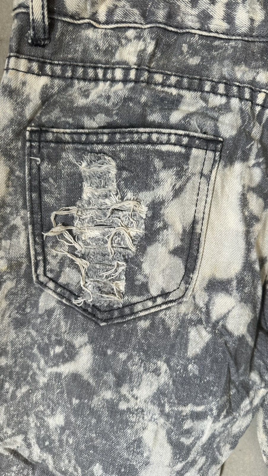 Japanese Brand ACID WASH DENIM PANT Size US 30 / EU 46 - 13 Thumbnail