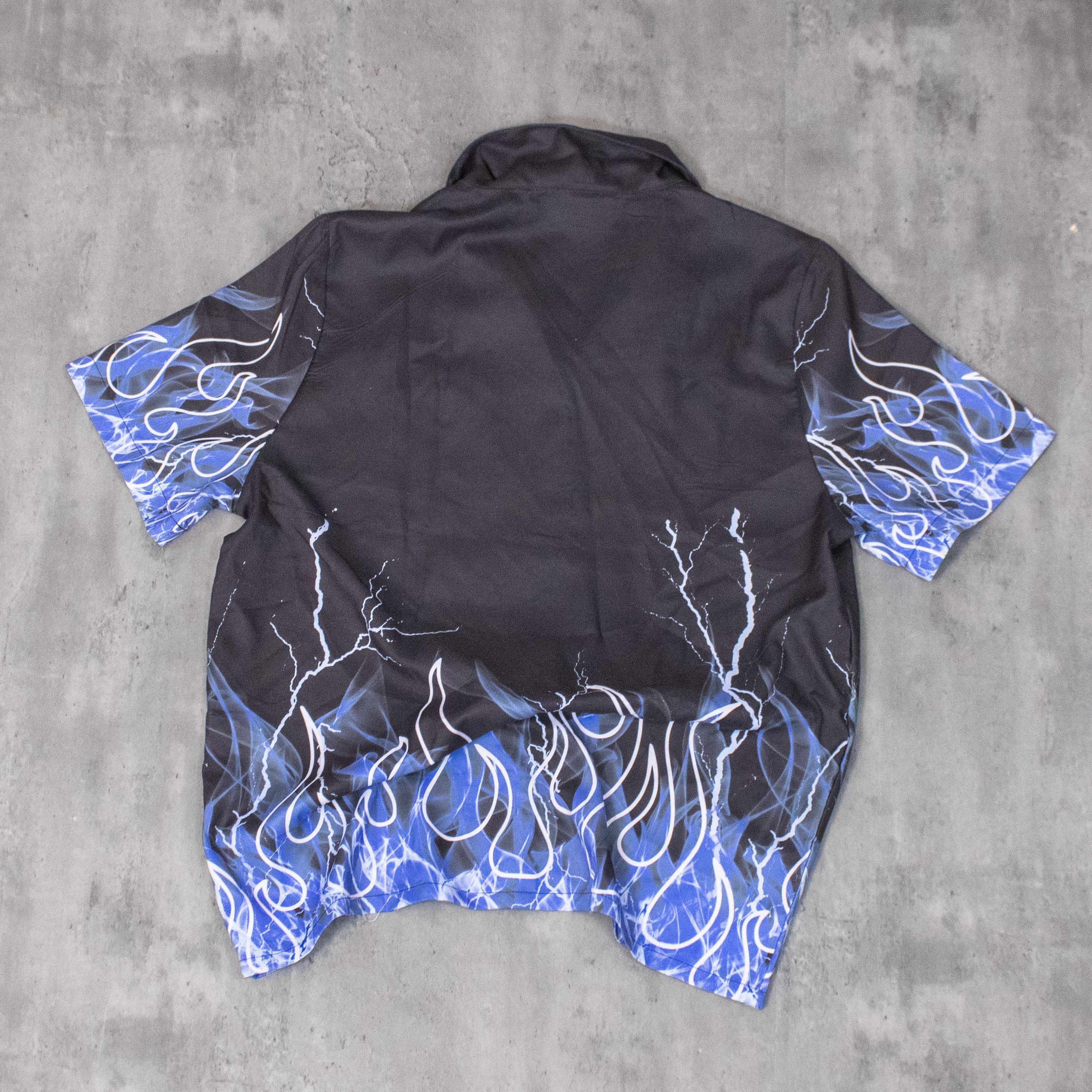 Zumiez Vitriol Anime Button Up Camp Collar Prada Style Shirt Size US M / EU 48-50 / 2 - 6 Thumbnail