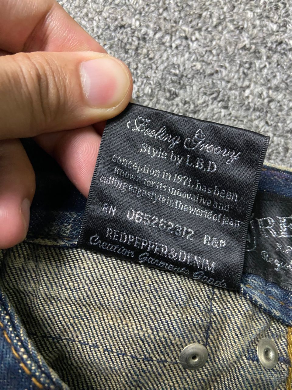 Japanese Brand 🔥Vintage RED PEPPER Distressed Denim Jeans🔥 (136) Size US 32 / EU 48 - 9 Thumbnail