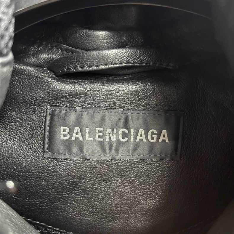 Balenciaga Balenciaga latest color blocked letter logo printed hooded Size US S / EU 44-46 / 1 - 2 Thumbnail
