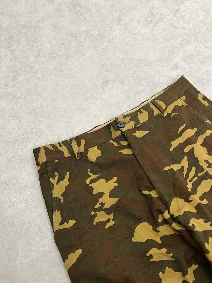 Dries Van Noten Dries Van Noten Camo Green Pants Size US 33 - 6 Thumbnail